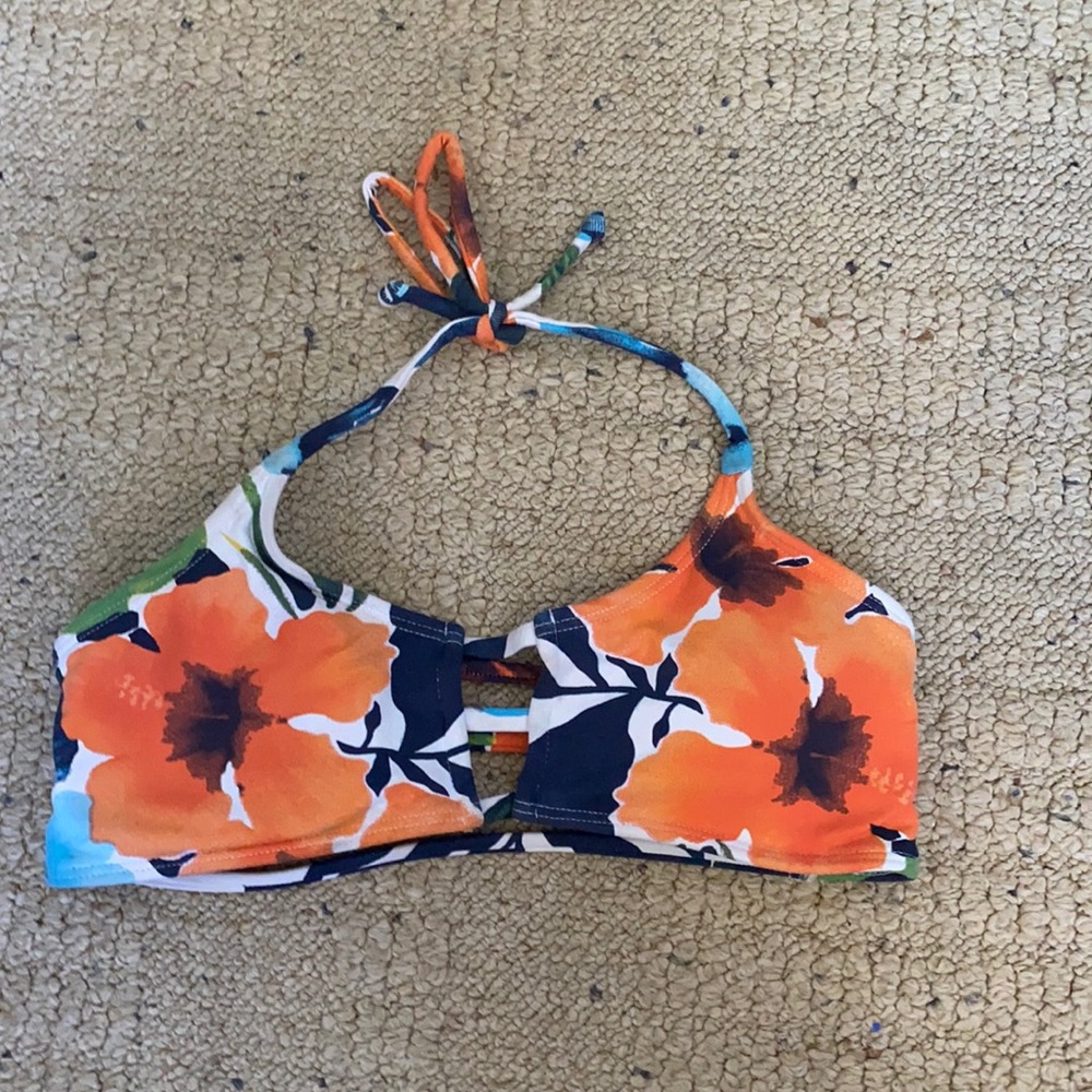 SOLD Midori bikini top